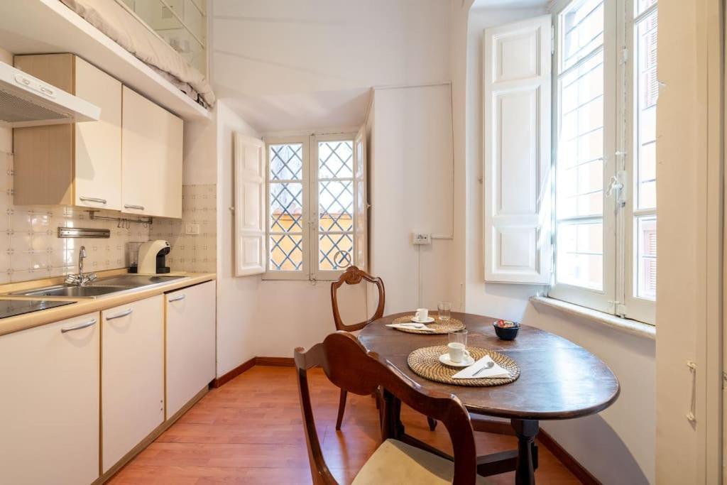 Tiny House Nel Cuore Di Roma Exteriör bild